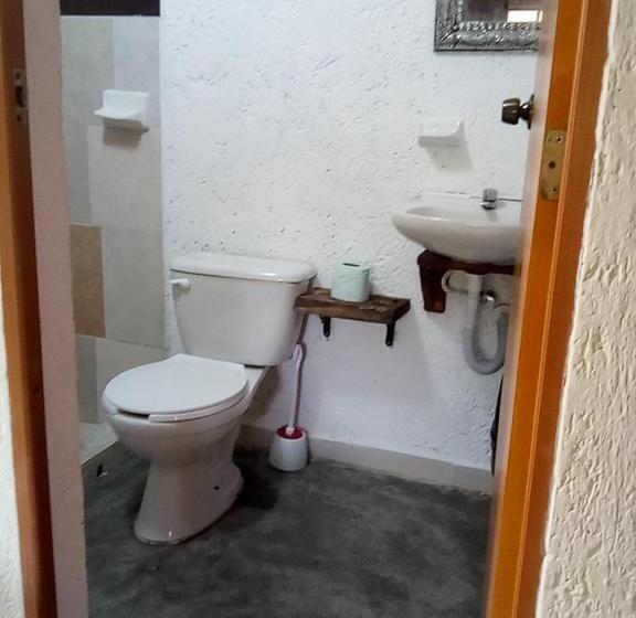 סטודיו משפחתי, Apartment Close To The Town Utopia