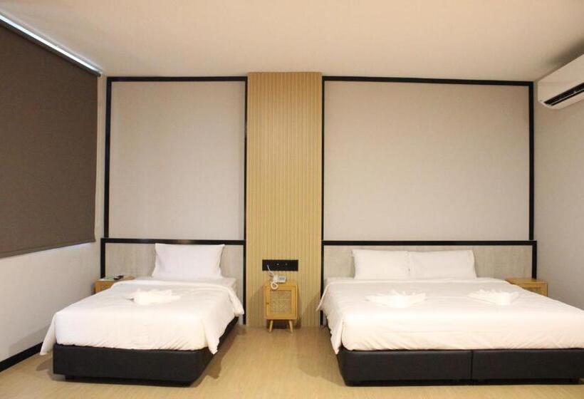 سوییت اجرایی, Urban Inn Sp Saujana