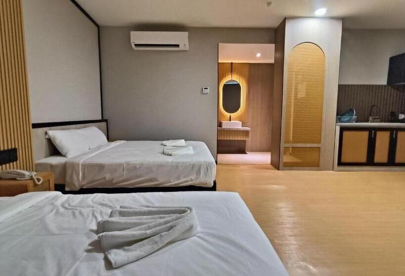 سوییت اجرایی, Urban Inn Sp Saujana