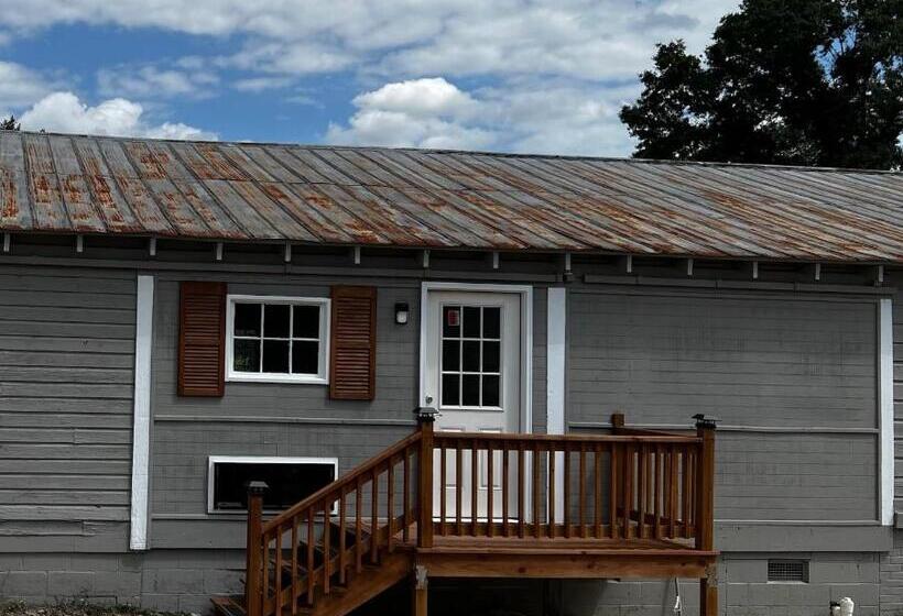 Номер Стандарт, Lawrence Village Bed And Breakfast