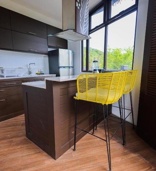 2 베드룸 프리미엄 빌라, Lihim Resorts