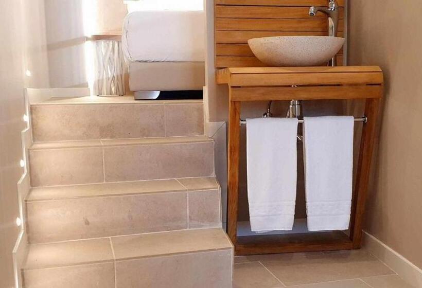 اتاق سوپریور, El Silencio Boutique Room