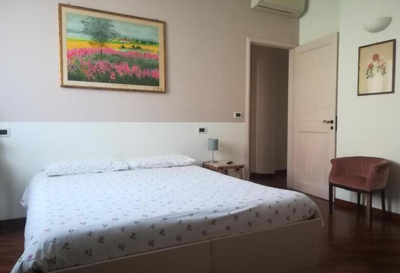اتاق لوکس, B&b Longara