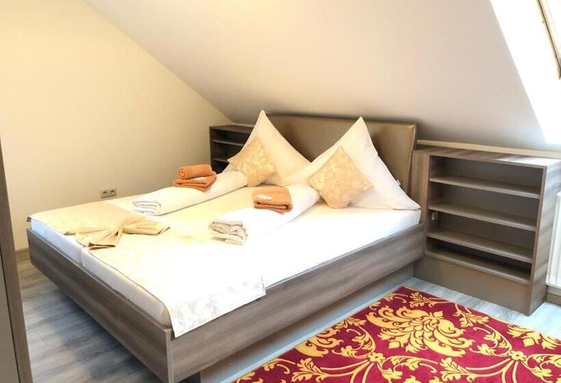 Трехместный Номер Комфорт, Pension Goldenes Vogtland