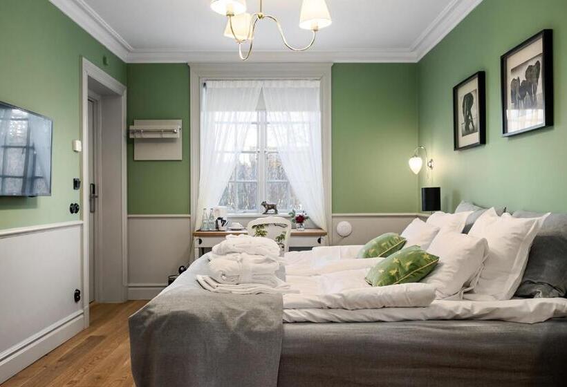 Номер Deluxe, Haringe Slott