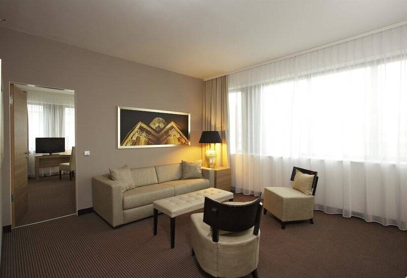 سوییت جونیور, H4 Hotel Berlin Alexanderplatz