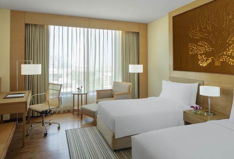 Номер Superior, Radisson Blu Hotel New Delhi Dwarka