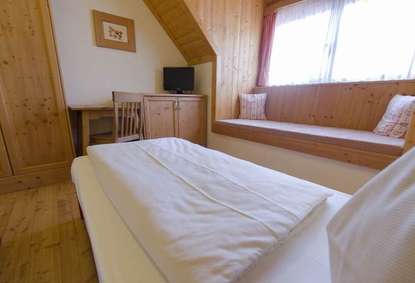 Номер Стандарт, Jufa Hotel Tieschen
