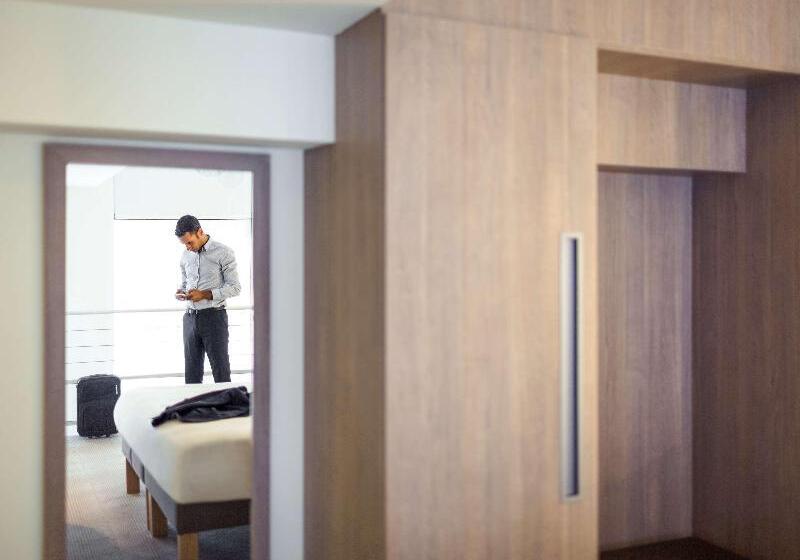 Люкс, Novotel Spa Rennes Centre Gare