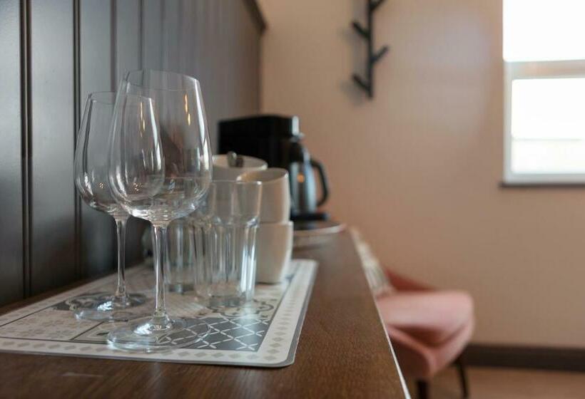 اتاق استاندارد, Macs Townhouse Dungarvan