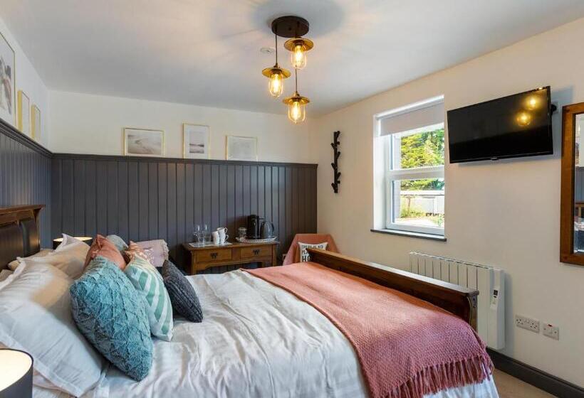 اتاق استاندارد, Macs Townhouse Dungarvan