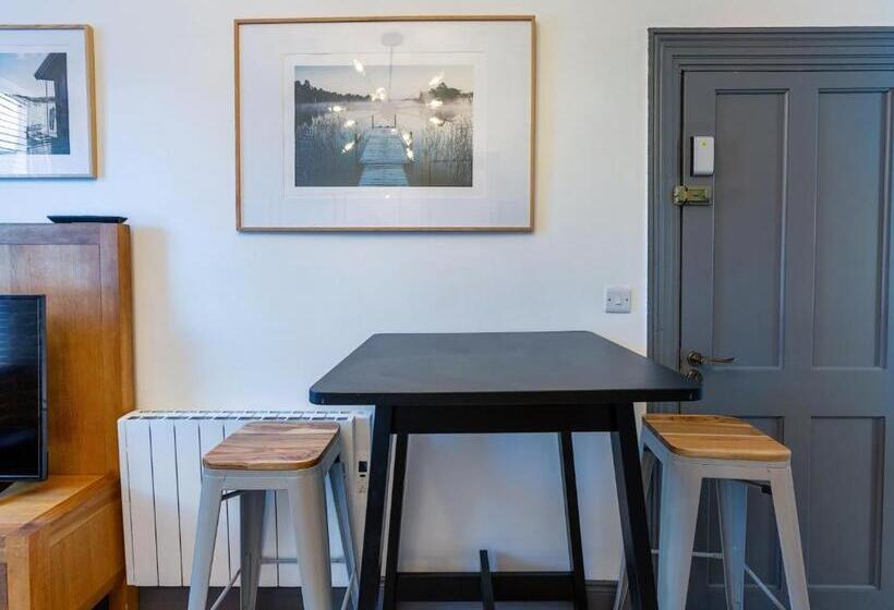 آپارتمان 1 خوابه همکف, Macs Townhouse Dungarvan