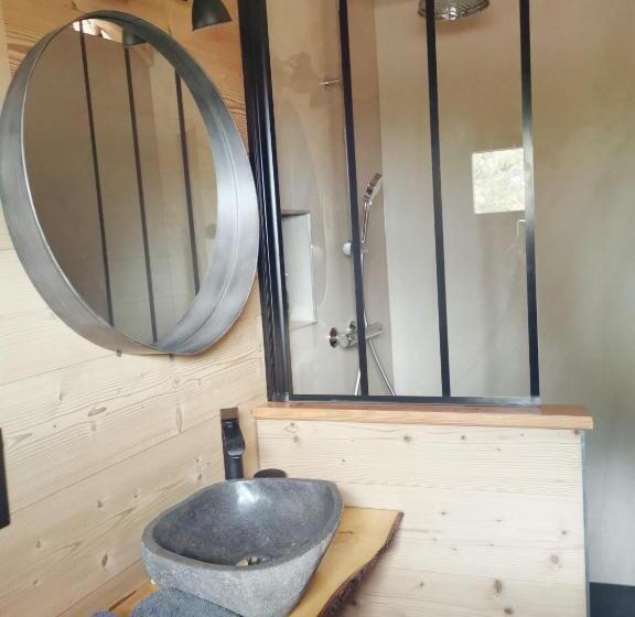 一居室别墅, L étang De La Tourne