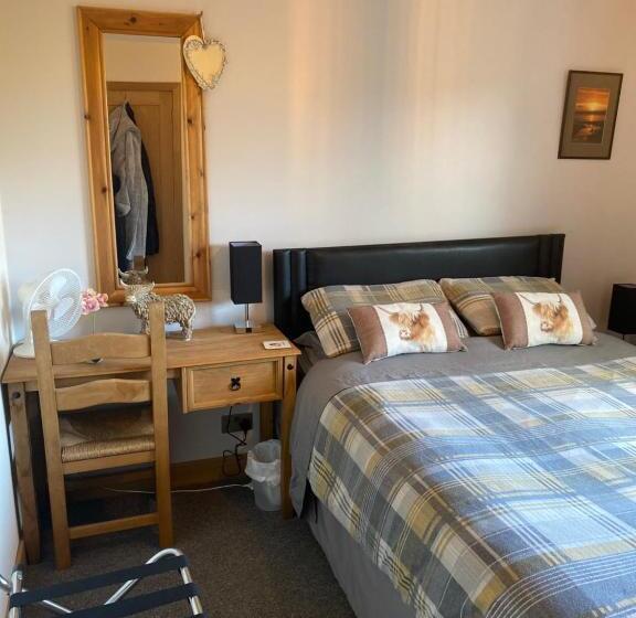 Quarto Standard Cama King, Jacquie S B&b  Dumfries Room With A View   Hot Tub