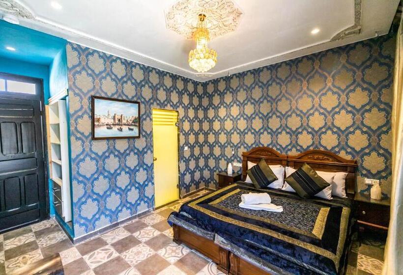 اتاق استاندارد با چشم‌انداز کوهستان, Palais Shazam & Spa