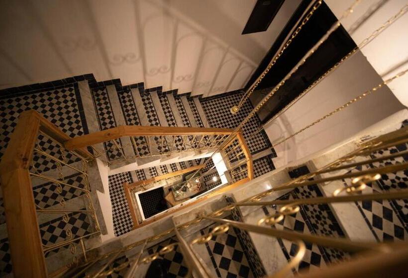 اتاق لوکس, Palais Shazam & Spa