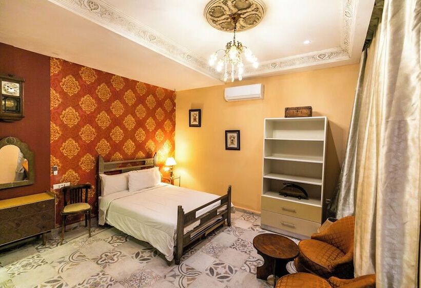 اتاق راحتی سه تخته, Palais Shazam & Spa