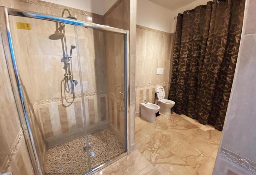 Quarto Estandar, B&b Siliade