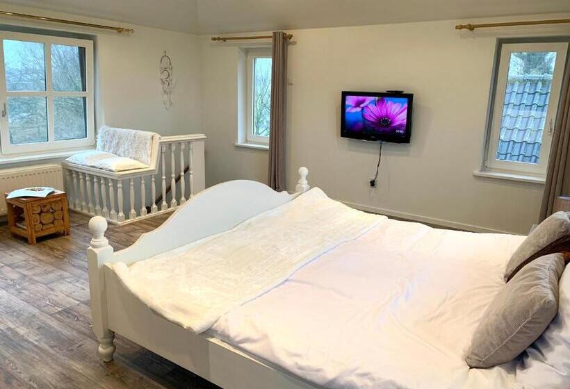 Стандартный Номер Кровать Кинг, B&b De Hooiberg Edam Volendam