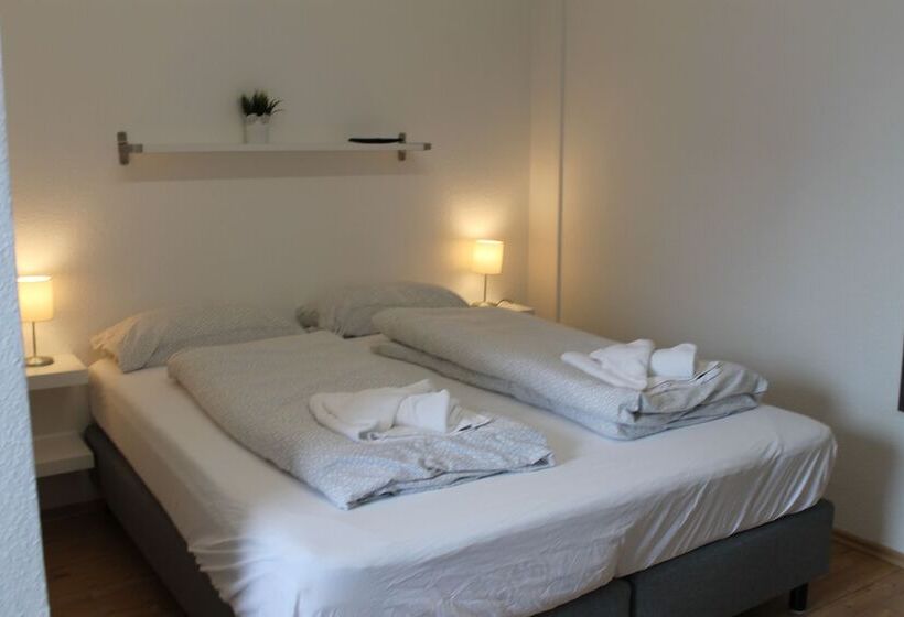 Номер Стандарт, Boardinghouse Georgsheil