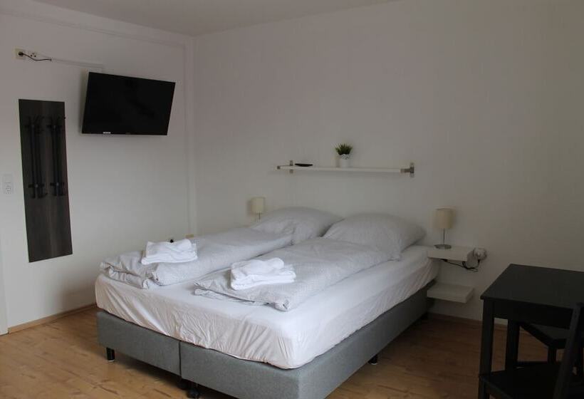 Номер Стандарт, Boardinghouse Georgsheil
