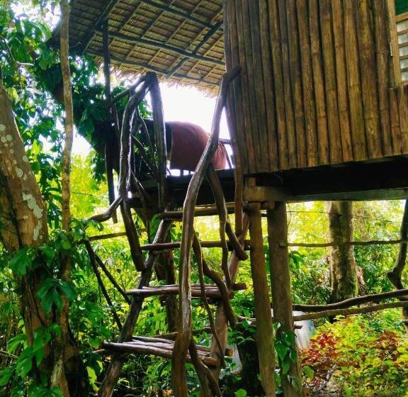 اتاق لوکس با بالکن و چشم‌انداز دریا, Sanctuaria Treehouses Busuanga