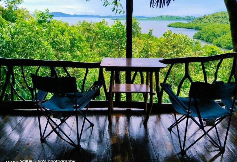 اتاق لوکس با بالکن و چشم‌انداز دریا, Sanctuaria Treehouses Busuanga