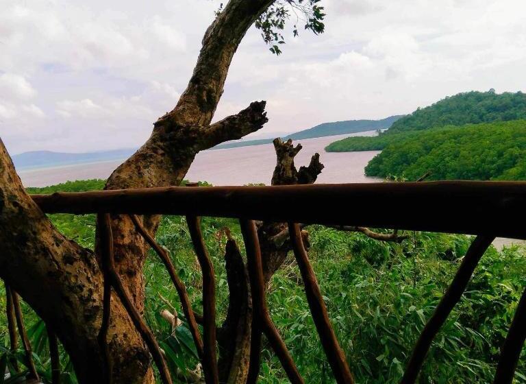 اتاق استاندارد با بالکن و چشم‌انداز دریا, Sanctuaria Treehouses Busuanga