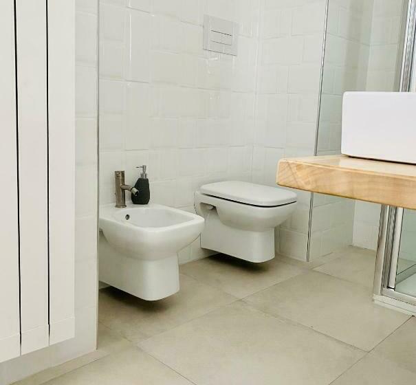 Семейный Номер Deluxe, Bombrelais