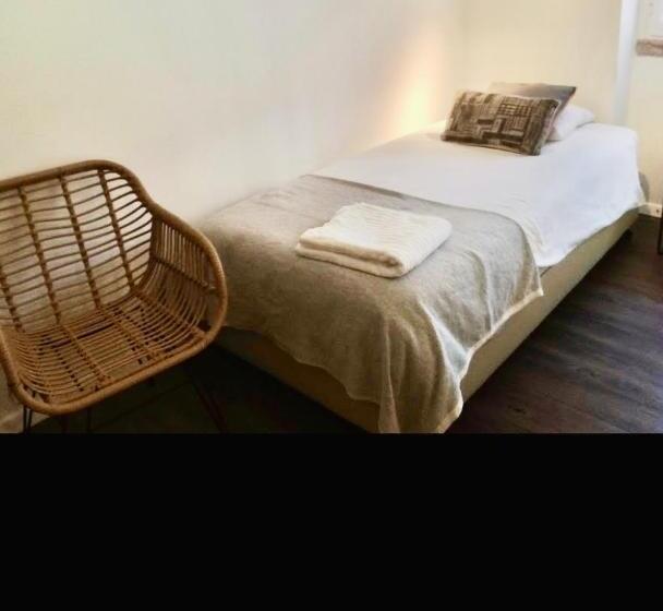 Quarto Economy Individual, The Albuquerque Suites