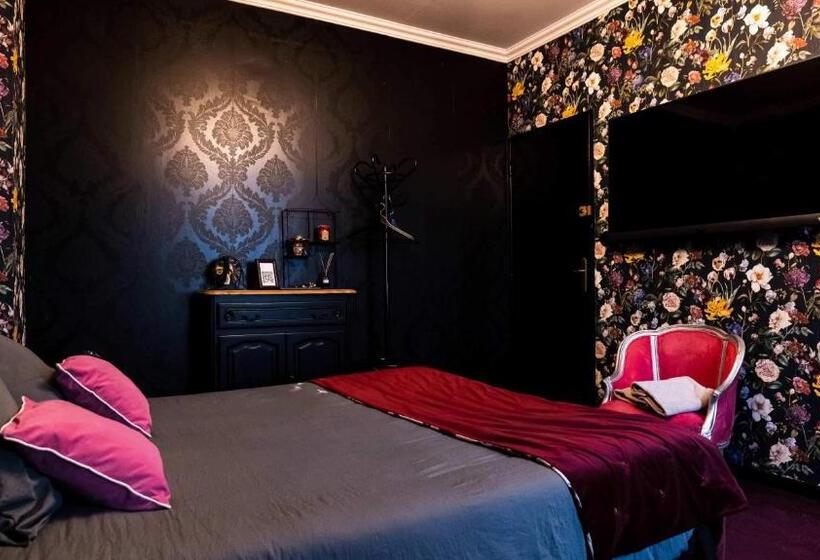 اتاق سوپریور, A La Villa Perroy Les Chambres Sont Spacieuses Et Les Petit Déjeuners Offerts
