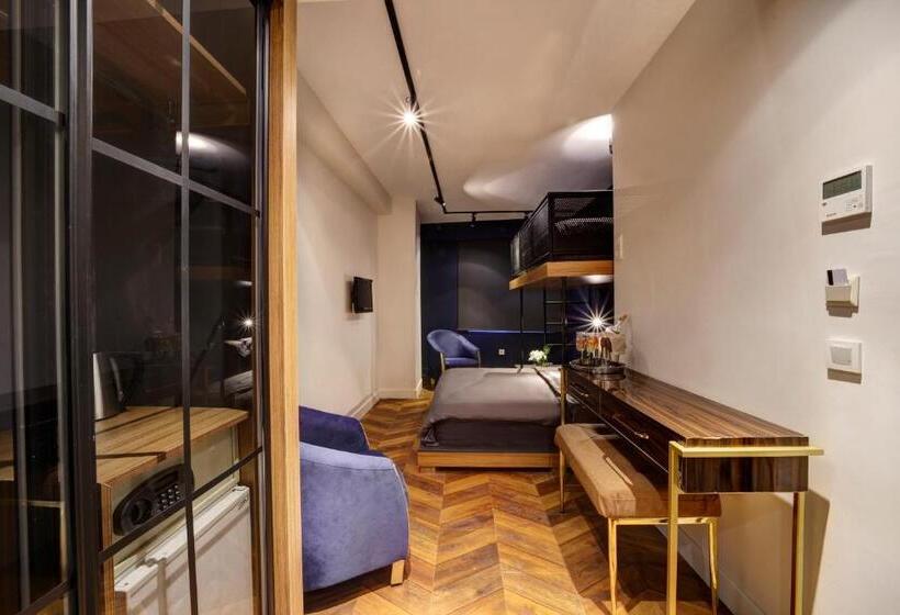 Triple Standard Room with Bunk Beds, Concept Nisantasi Hotels & Spa