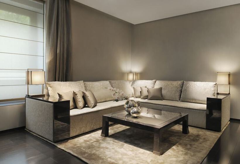 سوییت اجرایی, Armani Hotel Milano