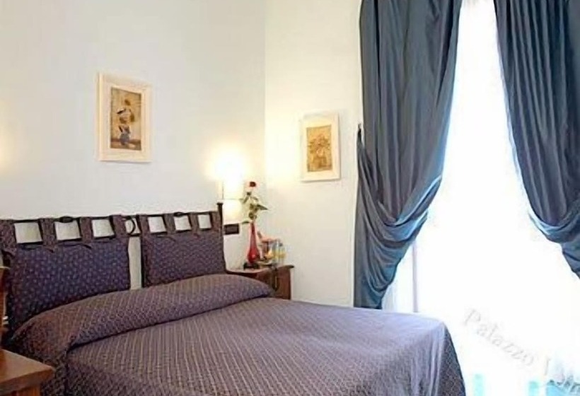 اتاق استاندارد با چشم‌انداز دریا, Palazzo Vingius