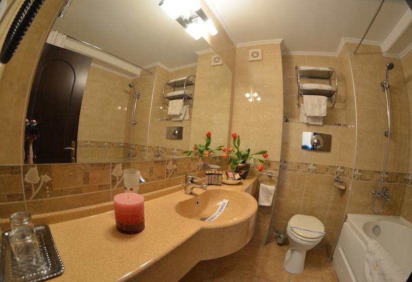 اتاق استاندارد, Richmond