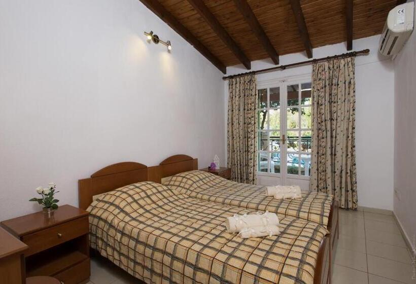 Апартаменты 1 Спальня, Philippos Apartments