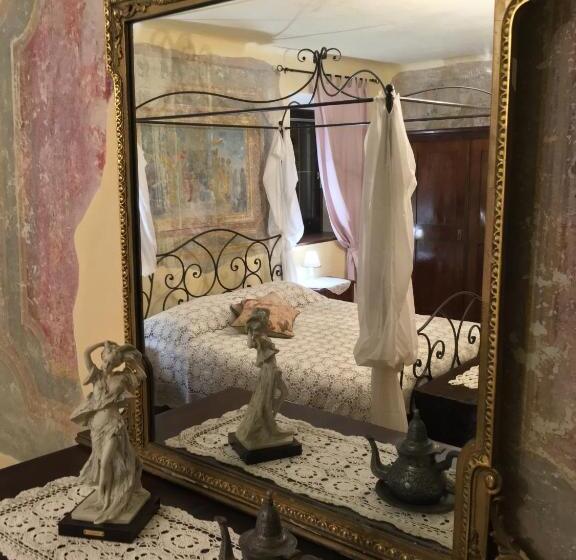 اتاق استاندارد, Villa Della Stua
