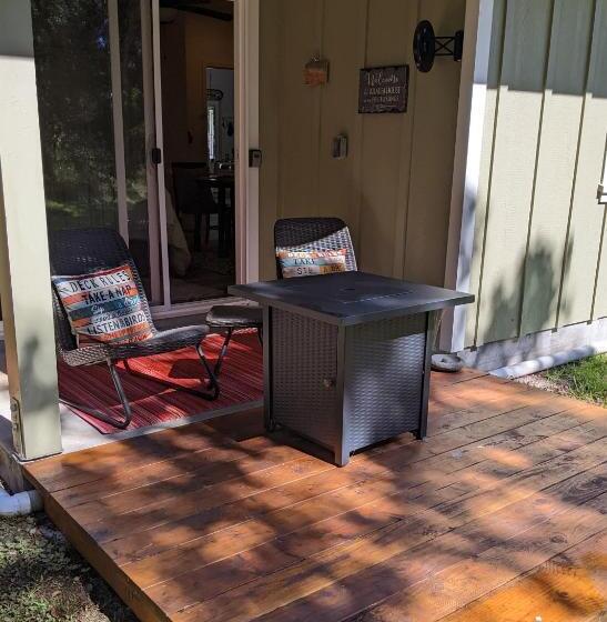 חדר סטנדרט עם מיטת קינג, Kilauea House
