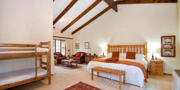 Семейный Номер, Lupus Den Country House B&b