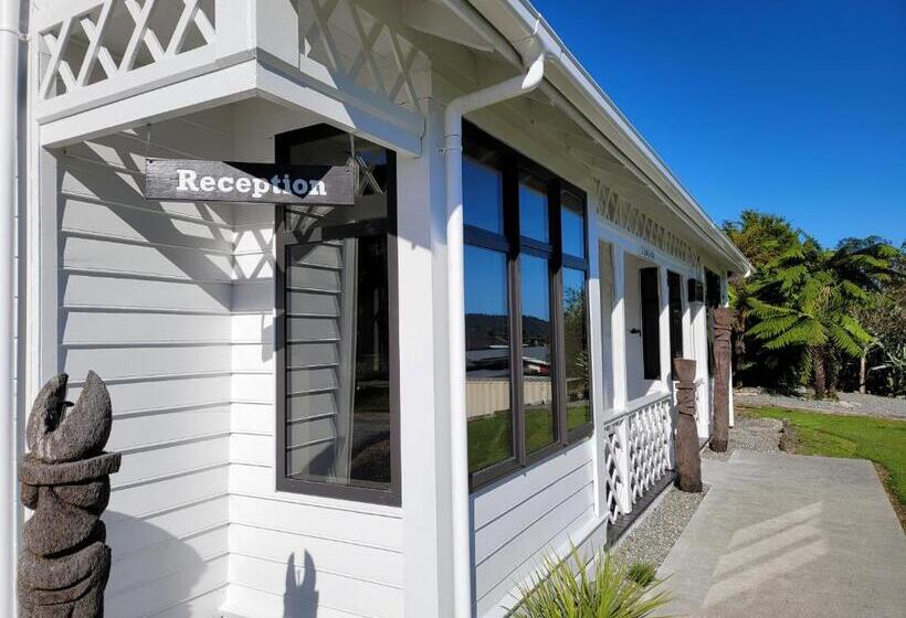 스탠다드 스튜디오, Glenalmond Country Motels