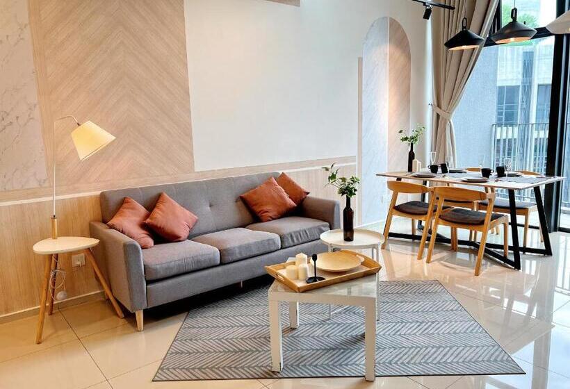 آپارتمان 1 خوابه با بالکن, Ekocheras Suite By Moka