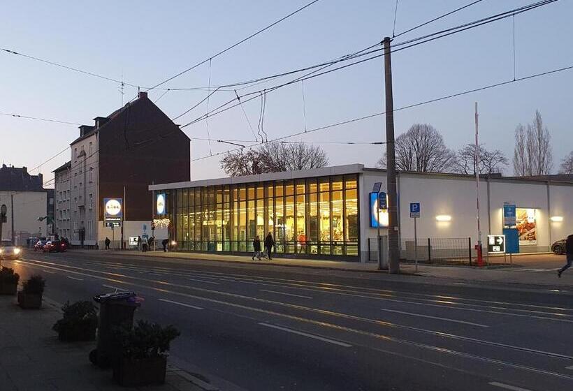 ルームシェアのワンベッド, Hostel Wohnzimmer Essen
