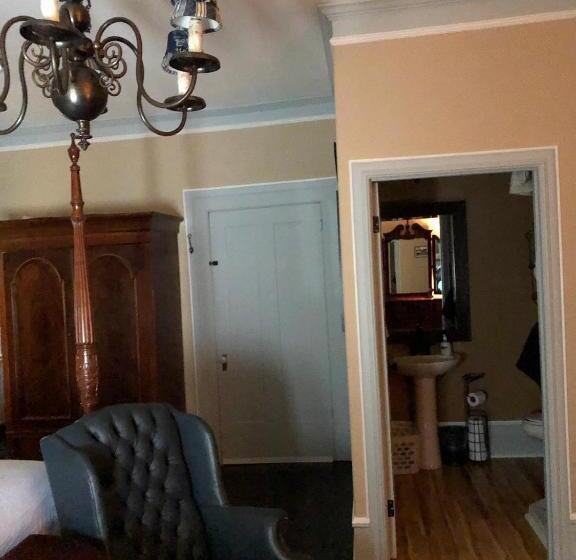 Quarto Superior Cama King, Belmont Inn
