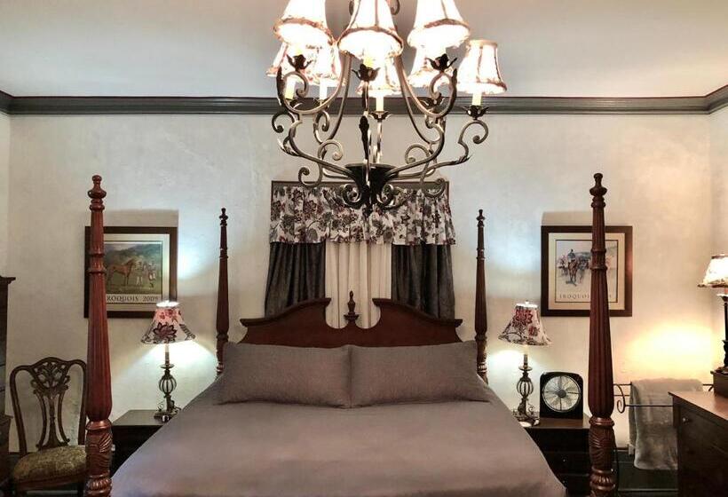 家庭工作室, Belmont Inn