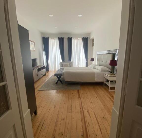 سوئیت با بالکن, Casa Saudade Luxury Rooms