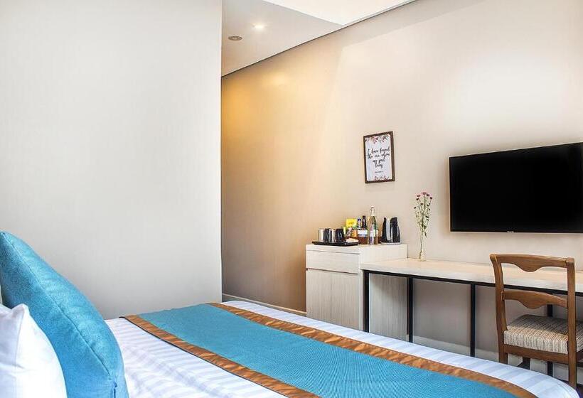 Номер Deluxe, Royale Parc Hotel Tagaytay