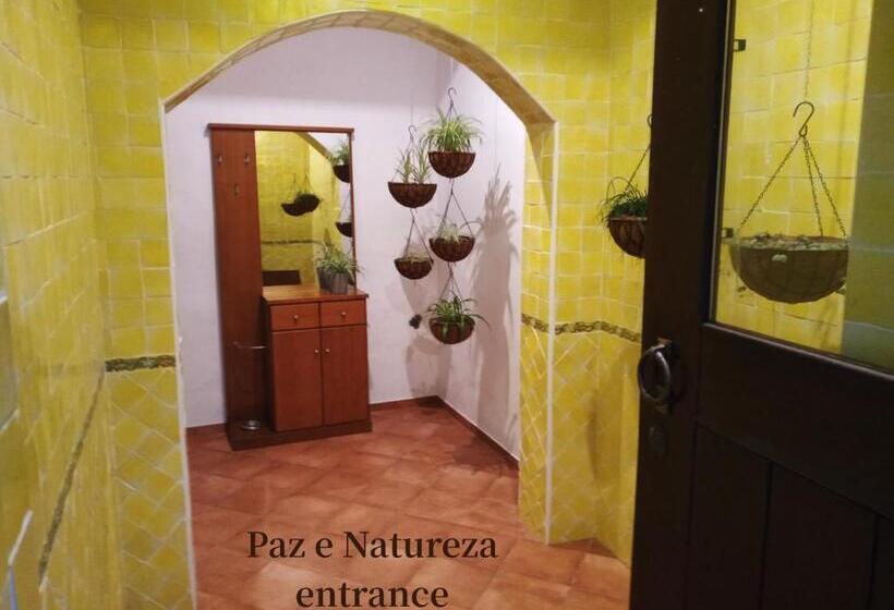Номер Стандарт Вид на Горы, Paz E Natureza