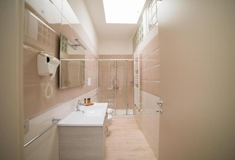 标准三人间, Kamilia Guestrooms