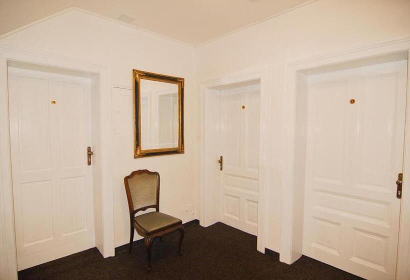 آپارتمان 1 خوابه با بالکن, Aparthotel Vítkovice