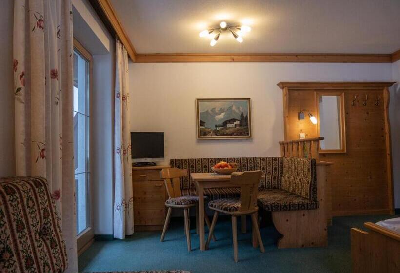Апартаменты 1 Спальня, Haus Tanneck
